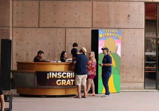 Emociona la expo de 39 grabados de Isidro Madrid en la sede del ISIC